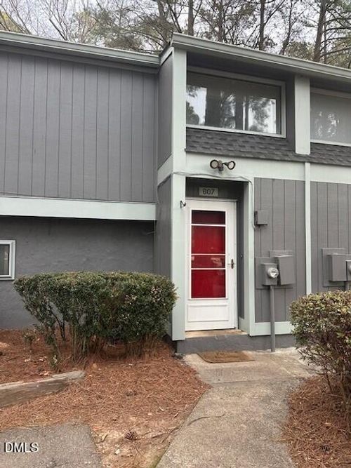 607 Dylan Ct, Raleigh, NC, 27606-2207 | Card Image