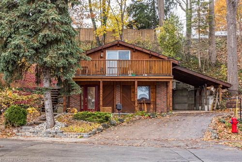 61 York Rd, Dundas, ON, L9H1L9 | Card Image