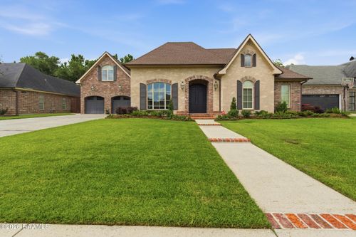 113 Grandview Terrace Dr, Youngsville, LA, 70592-5536 | Card Image
