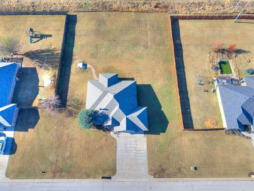 291 Hillside Drive, Harrah, OK, 73045 | Card Image