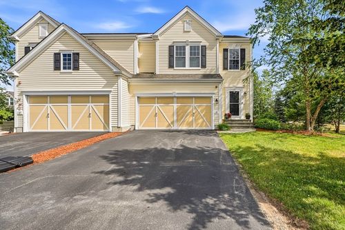 39-39 Frostpane Ln, Hopkinton, MA, 01748-2781 | Card Image