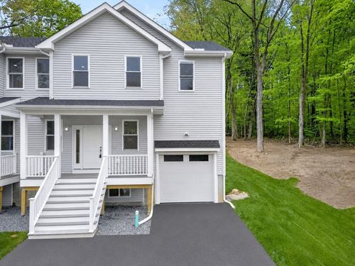 72 Westboro Rd, Grafton, MA, 01536 | Card Image