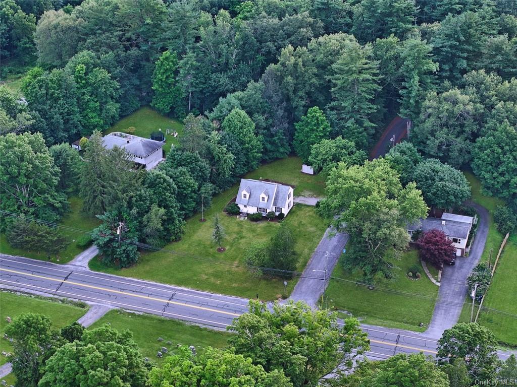 Bloomingburg Rd, Bloomingburg, NY 12721