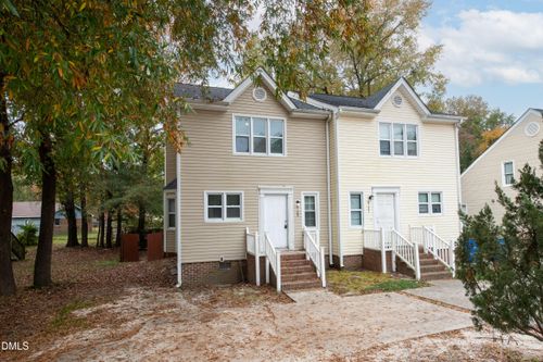 8125 Perry Creek Rd, Raleigh, NC, 27616-5711 | Card Image