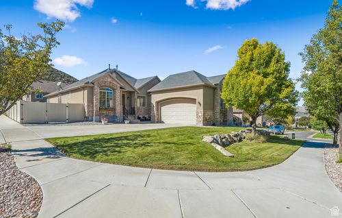 6915 N Kiowa Pkwy, Eagle Mountain, UT, 84005-4805 | Card Image