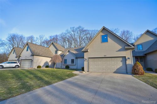 1449 Sunset Blvd, Flint, MI, 48507-4062 | Card Image