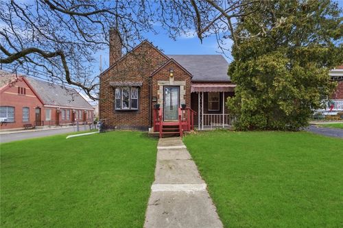 901 Wellesley Ave, Pittsburgh, PA, 15202-1109 | Card Image