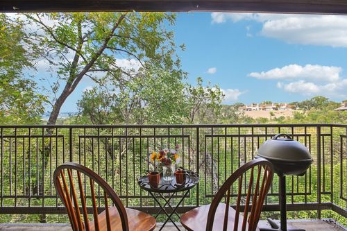 apt-251-8200 Neely Dr, Austin, TX, 78759-8563 | Card Image