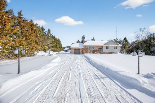 17 Deaken Dr, Grand Valley, ON, L9W0Z8 | Card Image