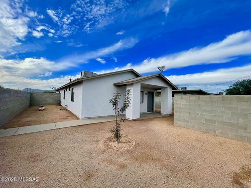 1701 N 6th Avenue, Tucson, AZ, 85705 | Card Image