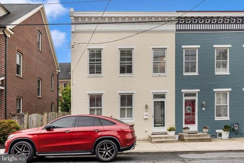 16 E 5th St, FREDERICK, MD, 21701-5208 | Card Image
