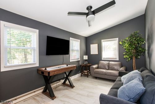 826 Green Pond Rd, ROCKAWAY, NJ, 07866-4401 | Card Image