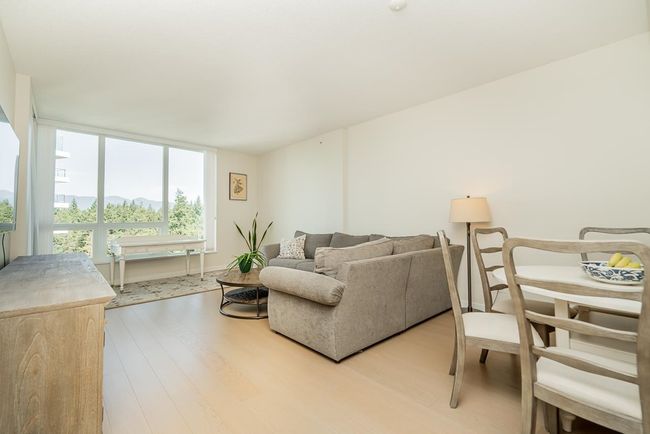 2201 - 5628 Birney Avenue, Condo with 3 bedrooms, 2 bathrooms and 1 parking in Vancouver BC | Image 9