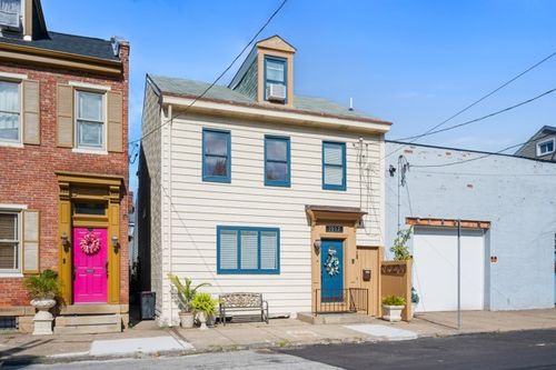 1917 Mary St, Pittsburgh, PA, 15203-2016 | Card Image