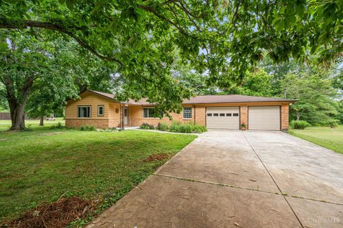 9032 Oak Drive, Loveland, OH, 45140 | Card Image