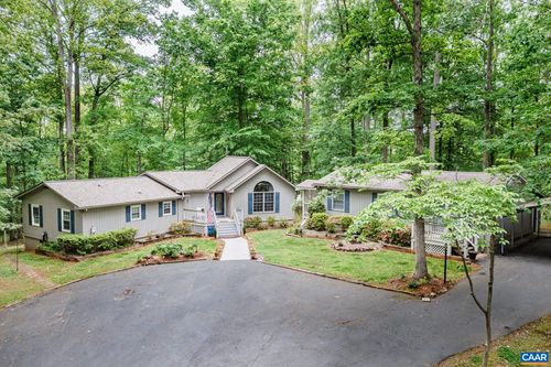 3288 Wooded Acres Ln, Charlottesville, VA, 22911-6265 | Card Image