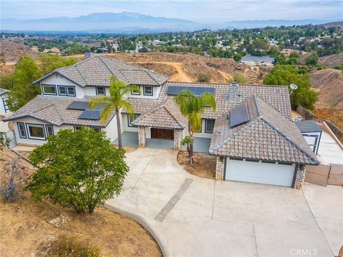 17033 Andromeda, Riverside, CA, 92504 | Card Image