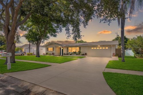 2441 Fairbanks Dr, Clearwater, FL, 33764-2811 | Card Image