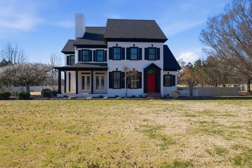 111 Chadwick Farms Dr, Fayetteville, TN, 37334-6081 | Card Image