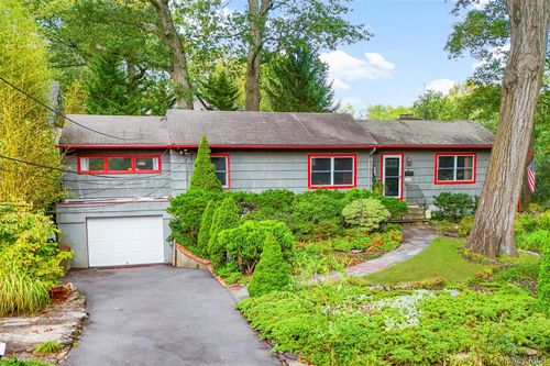 420 Grant Ter, Mamaroneck, NY, 10543-1410 | Card Image