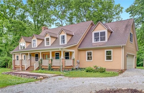 8980 Baldwin Rd, Mentor, OH, 44060-7837 | Card Image