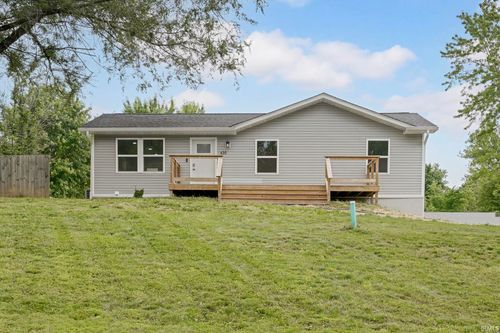 635 Moore Ln, Springville, IN, 47462-5191 | Card Image