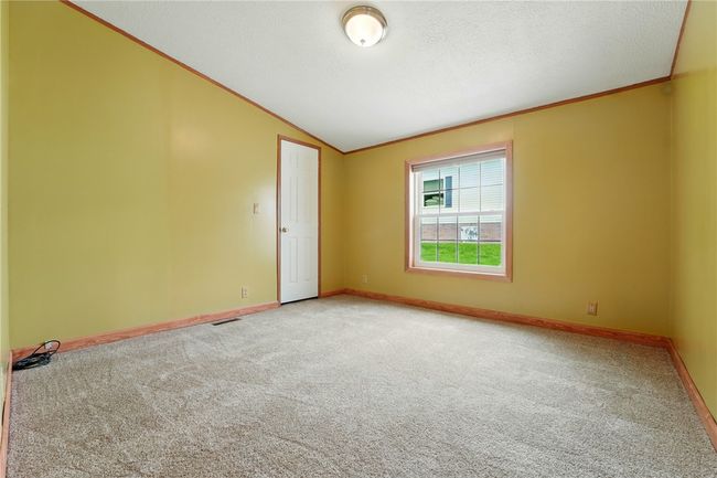 MASTER BEDROOM STEP IN SHOWER | Image 15