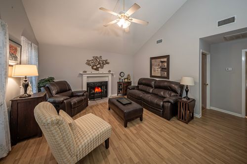 746 Wildwood Trl, Holly Lake Ranch, TX, 75765-7781 | Card Image