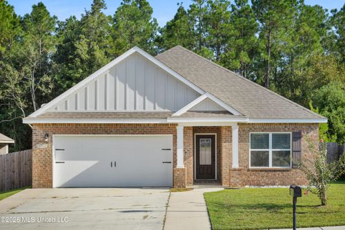 5361 Overland Dr, Biloxi, MS, 39532-8591 | Card Image