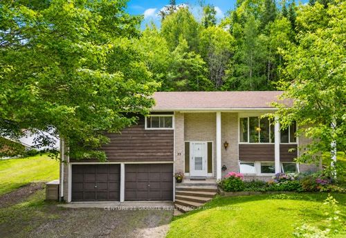 25 Forest Hill Rd, Bancroft, ON, K0L1C0 | Card Image