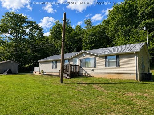 8565 Charleston Rd, Point Pleasant, WV, 25550-4312 | Card Image