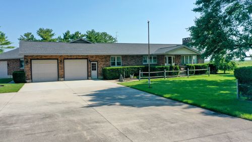 111 Fessler Buxton Rd, Russia, OH, 45363-9610 | Card Image