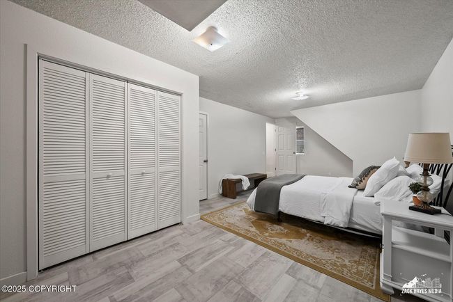 1st Bedroom | Image 15