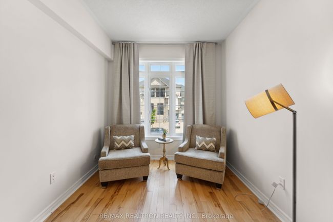 57 Littleriver Crt, House attached with 4 bedrooms, 4 bathrooms and 3 parking in Vaughan ON | Image 8