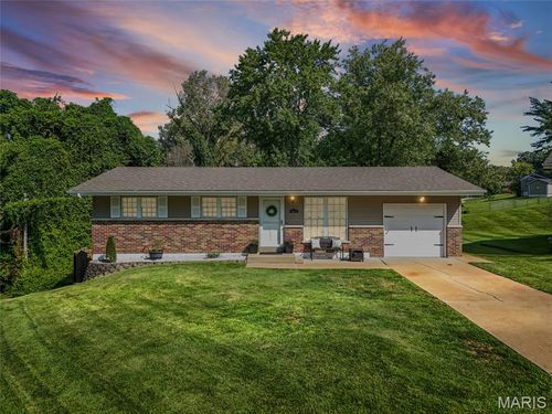 4505 Stallard Ct, Saint Louis, MO, 63129-3723 | Card Image