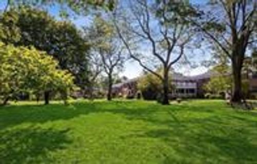 apt-b12-1213 E Broadway, Hewlett, NY, 11557-2462 | Card Image