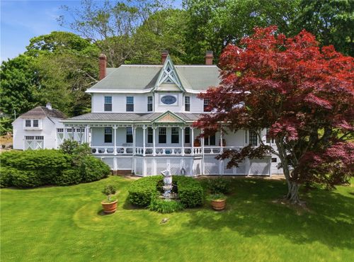 1660 Main Rd, Tiverton, RI, 02878-4524 | Card Image