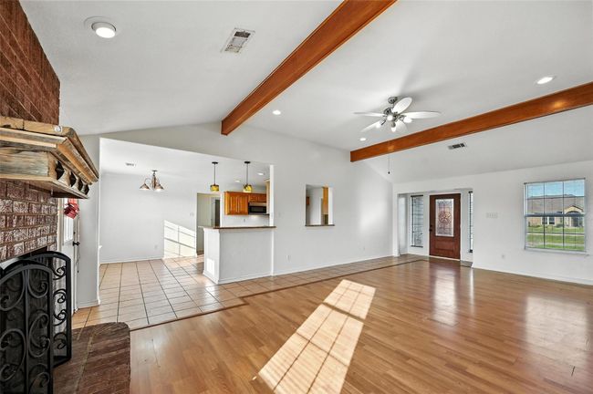10133 Country View Ln, House other with 3 bedrooms, 2 bathrooms and null parking in Forney TX | Image 7
