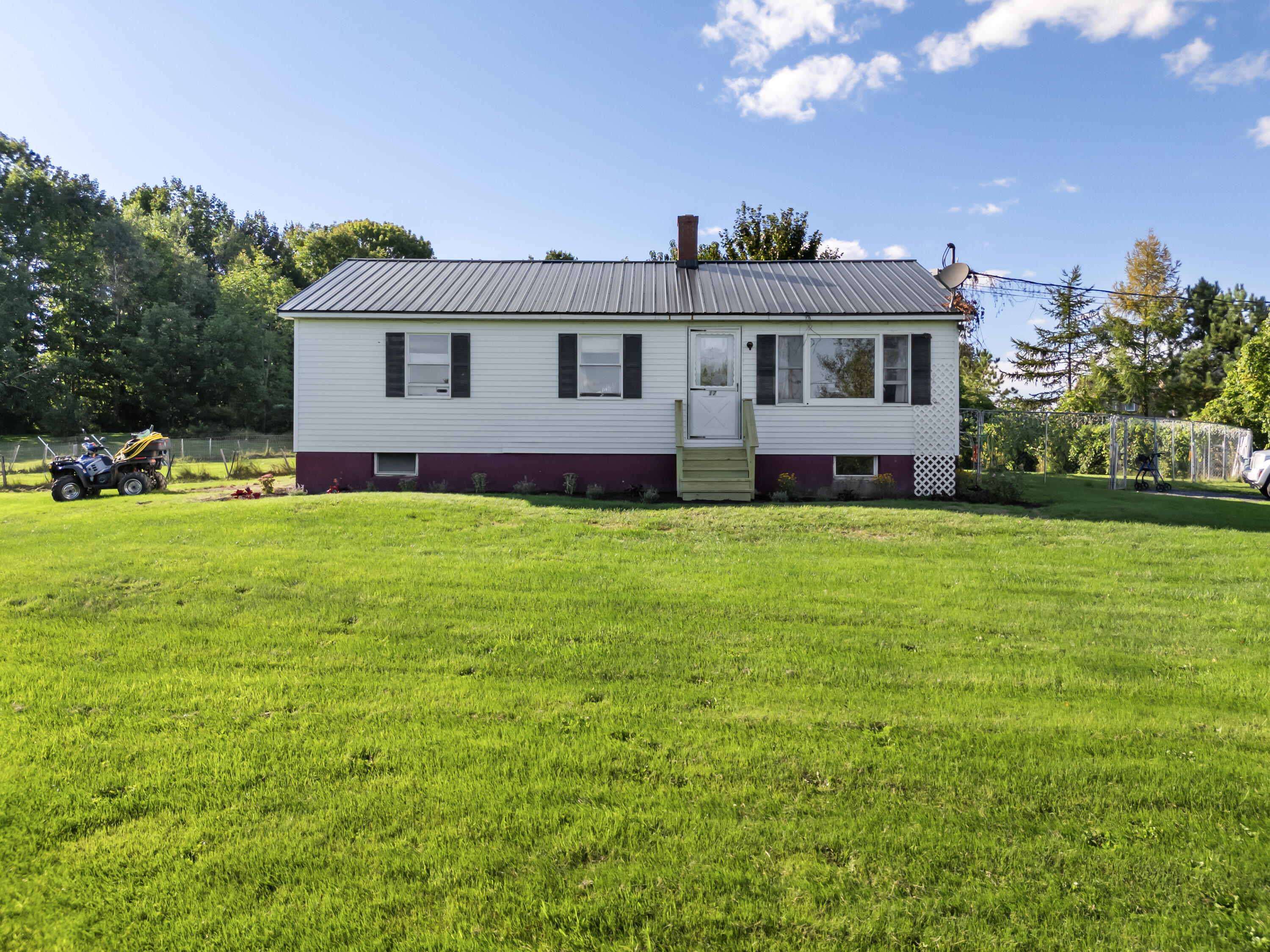 Howe Rd, Fairfield, ME 04937