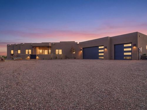 33 Tierra Grande, Santa Fe, NM, 87506-2156 | Card Image