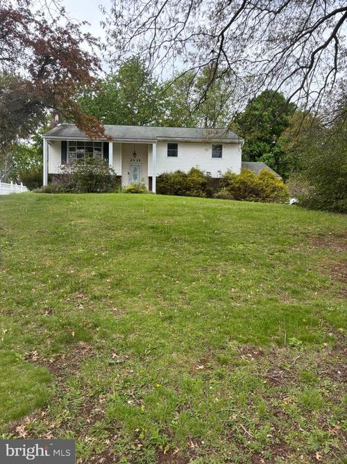 2435 Welsh Dr, POTTSTOWN, PA, 19464-2643 | Card Image