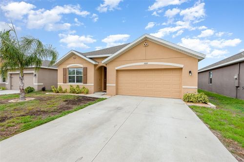 3269 Burrowing Owl Dr, Mims, FL, 32754-3033 | Card Image