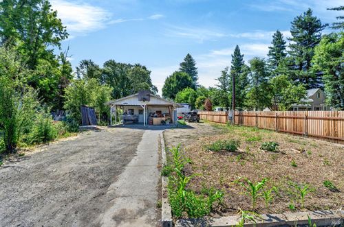 951 Highway 175 Highway, Hopland, CA, 95449 | Card Image