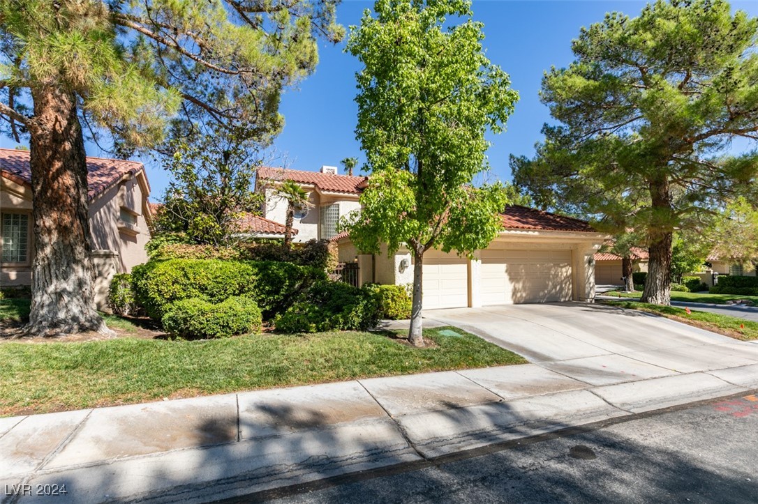 Onion Creek Ln, Las Vegas, NV 89113