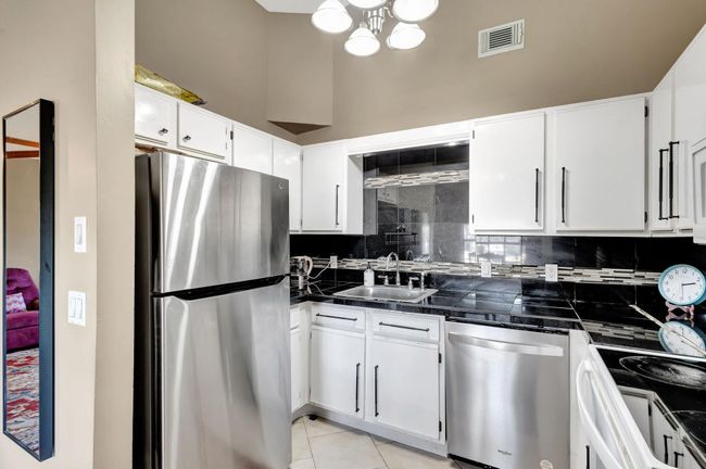 5855 Se Mitzi Ln, House other with 2 bedrooms, 2 bathrooms and null parking in Stuart FL | Image 15