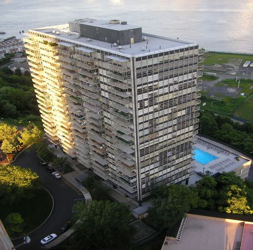 apt-4f-6050 Kennedy Blvd E, West New York, NJ, 07093-3932 | Card Image