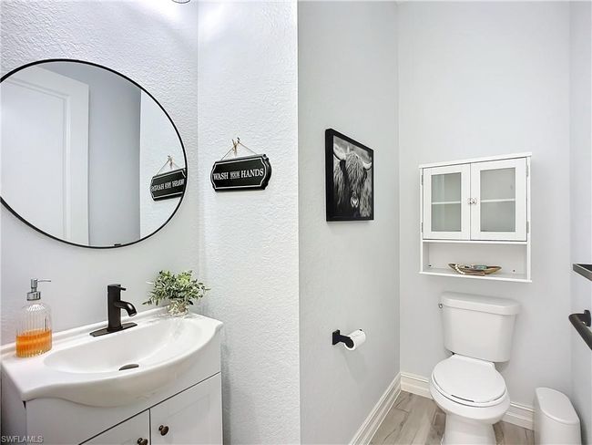 Half Bathroom | Image 11