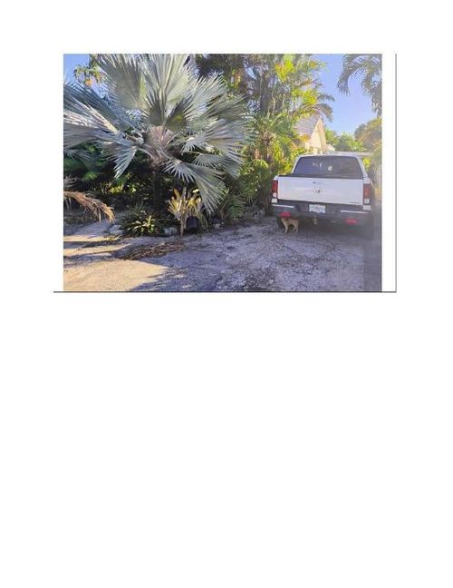 1221 18th Ave N, Lake Worth Beach, FL, 33460-6503 | Card Image