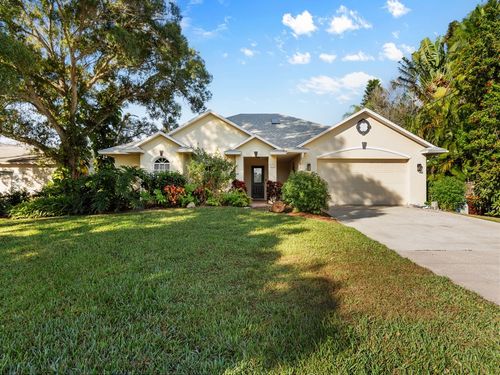 819 20th Ave, Vero Beach, FL, 32960-4364 | Card Image