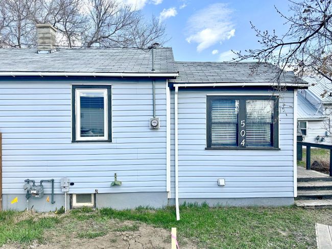 504 1 A Avenue E, Home with 2 bedrooms, 1 bathrooms and 2 parking in Brooks AB | Image 28